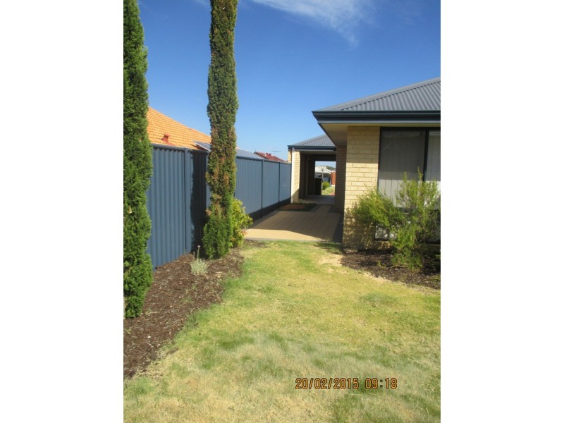 8 Redcurrant Street, Byford WA 6122