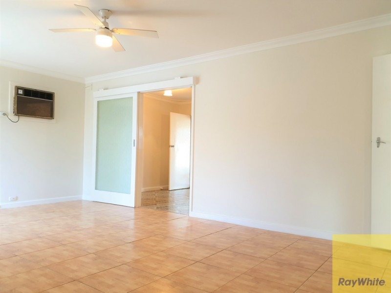 4 Cherry Way, Camillo WA 6111