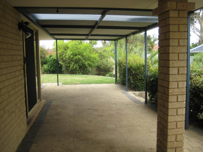 11 Denning Court, Seville Grove WA 6112