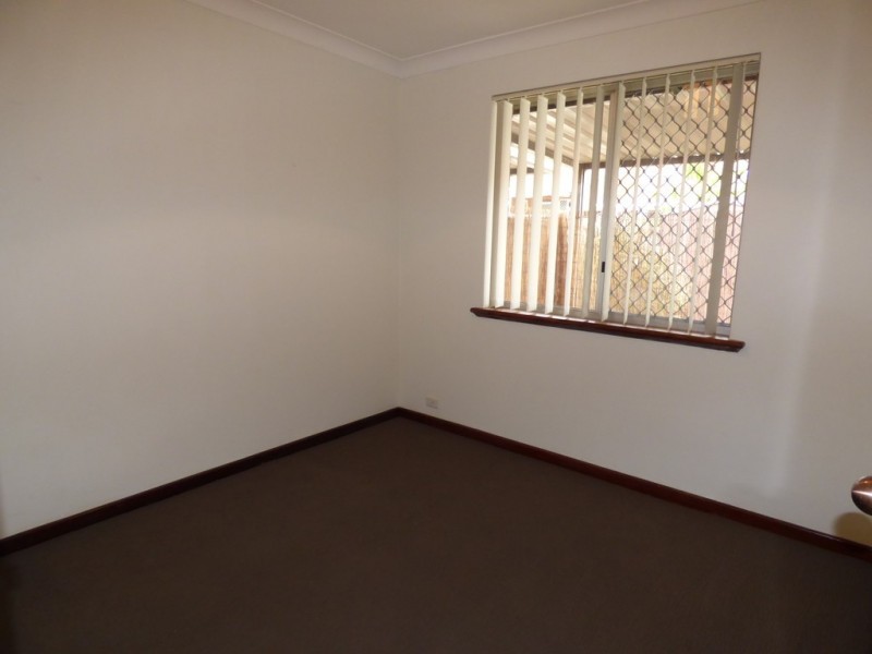 4/3 Netley Place, Armadale WA 6112