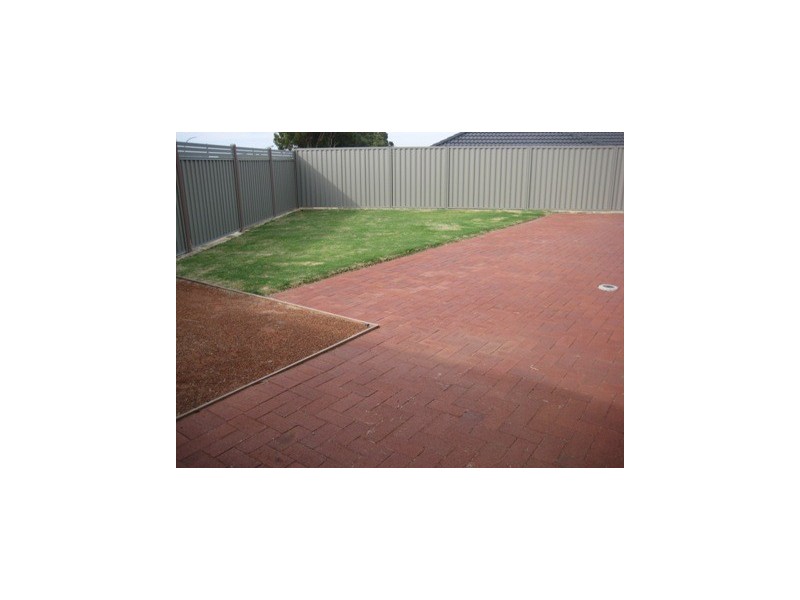 134 Columbia Parkway, Piara Waters WA 6112