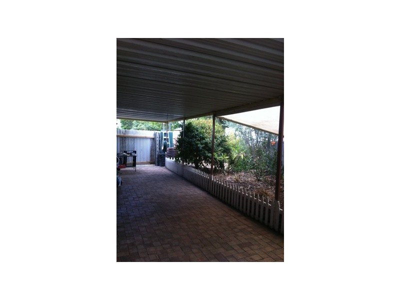 6 Kyabram RD, Armadale WA 6112