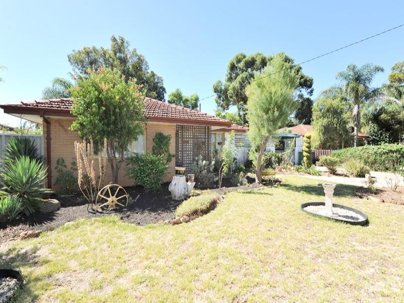 24 Cudal Place, Armadale WA 6112
