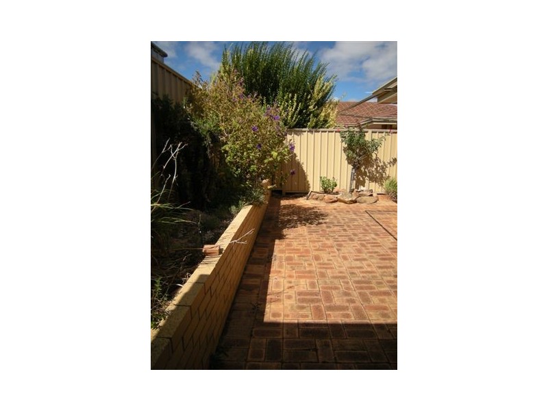 11/99 Owtram Road, Armadale WA 6112