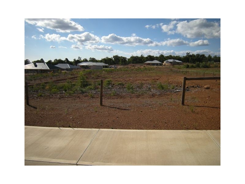 28 Observation Circle, Bedfordale WA 6112