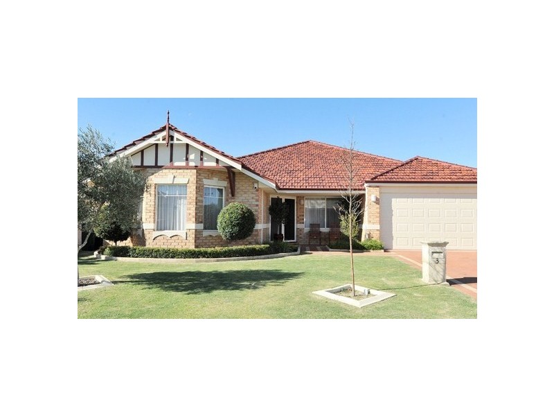 3 Lyon Road, Atwell WA 6164