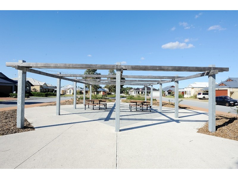 3 Lyon Road, Atwell WA 6164