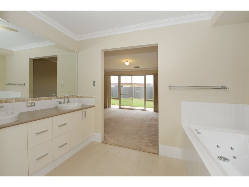 9 Counihan Bend, Harrisdale WA 6112