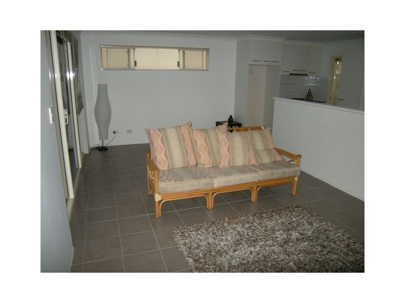 Seville Grove WA 6112