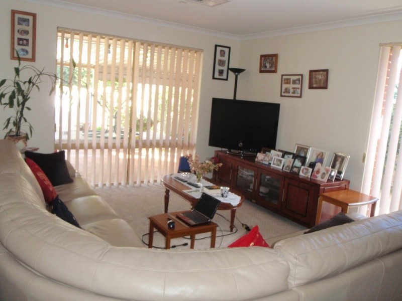 40 Eureka Place, Seville Grove WA 6112