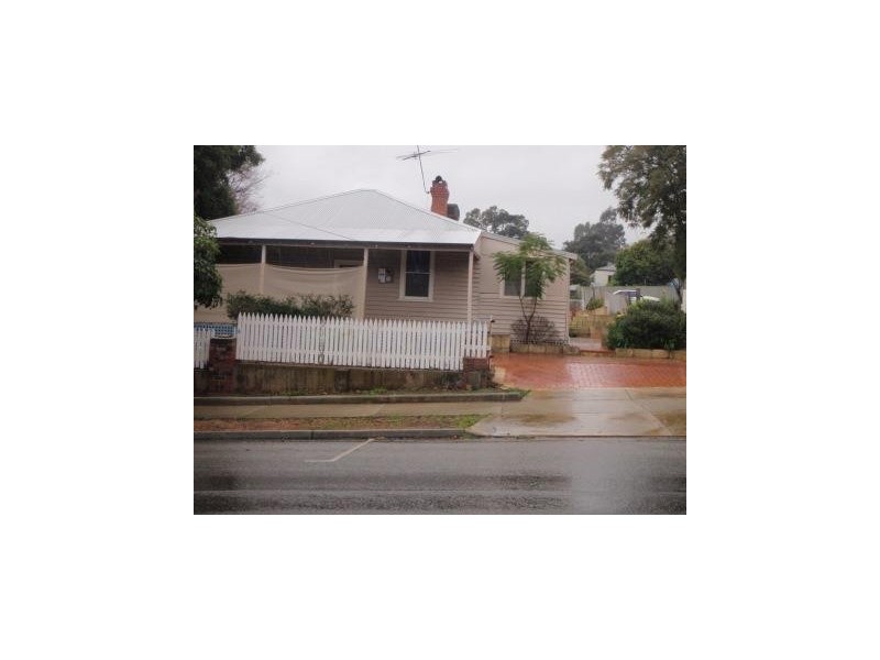 9 William Street, Armadale WA 6112