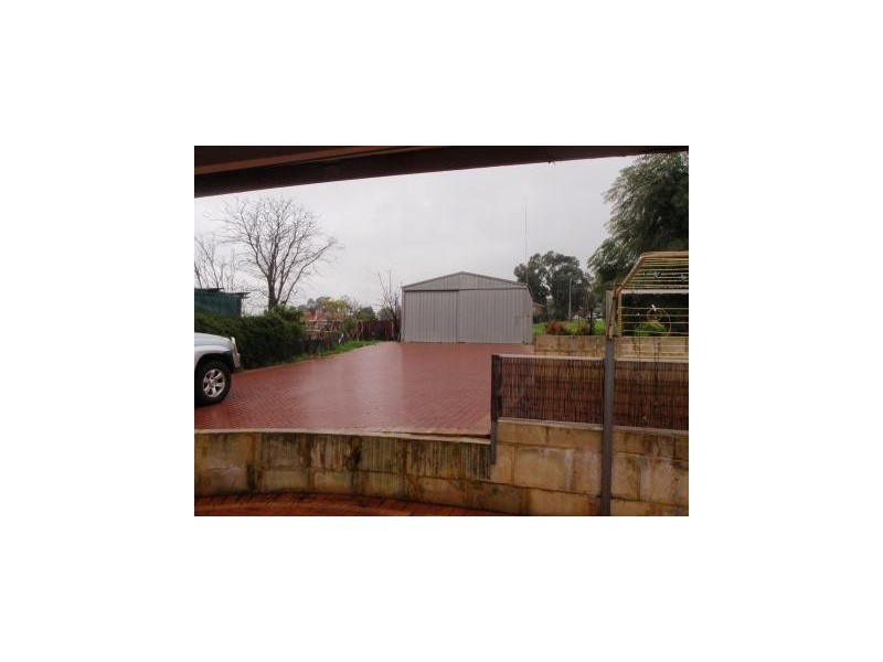 9 William Street, Armadale WA 6112