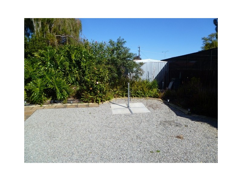 101 Grovelands Drive, Camillo WA 6111