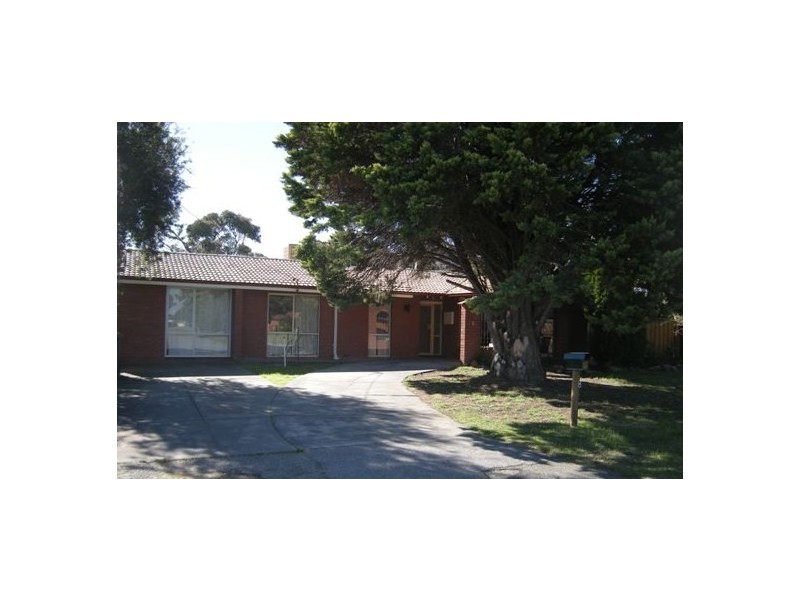 8 Phylma Street, Armadale WA 6112