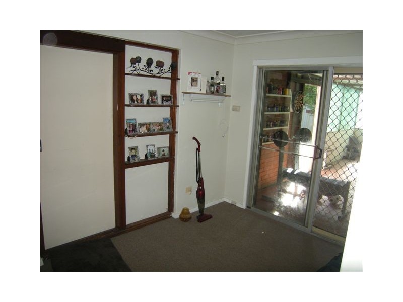 8 Phylma Street, Armadale WA 6112