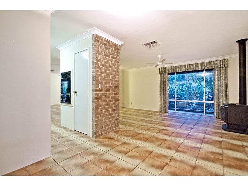 Mount Nasura WA 6112