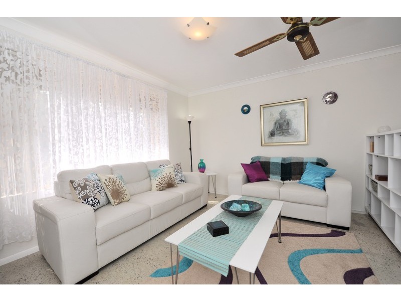 104 Strawberry Drive, Seville Grove WA 6112