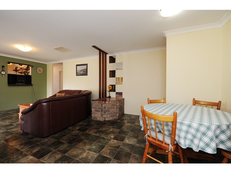 Champion Lakes WA 6111