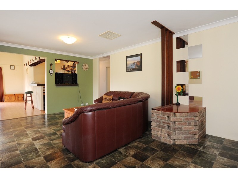 Champion Lakes WA 6111