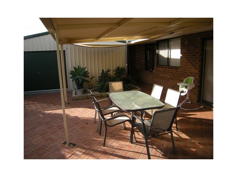 7 Ellendale Court, Seville Grove WA 6112