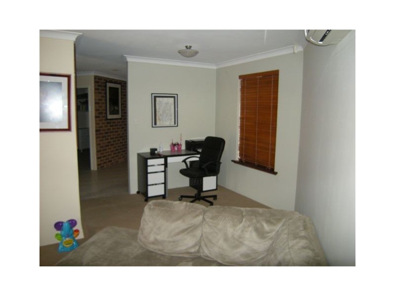 7 Ellendale Court, Seville Grove WA 6112