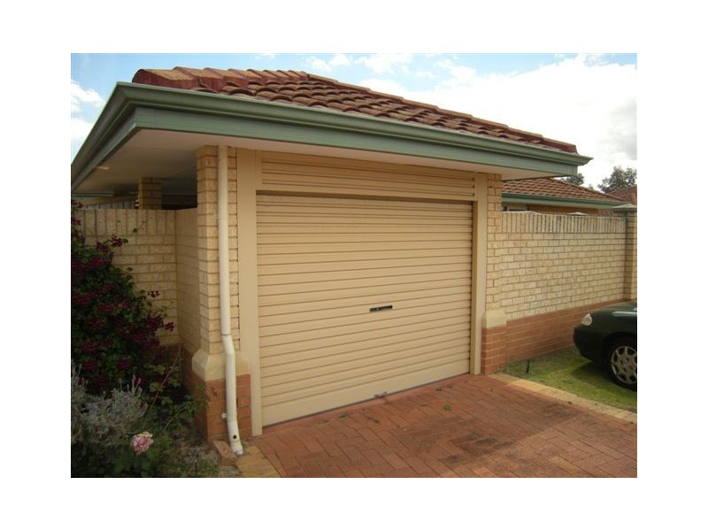 6/8 Heron place, Maddington WA 6109