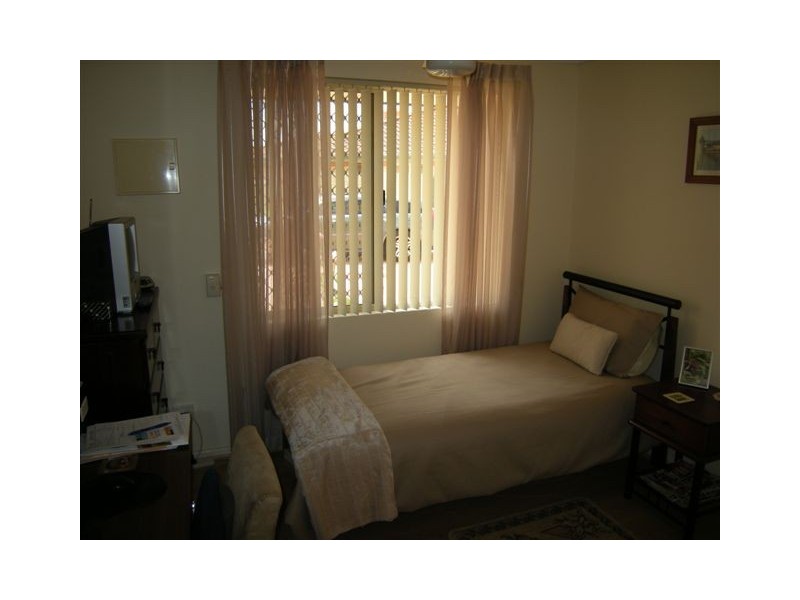 6/8 Heron place, Maddington WA 6109