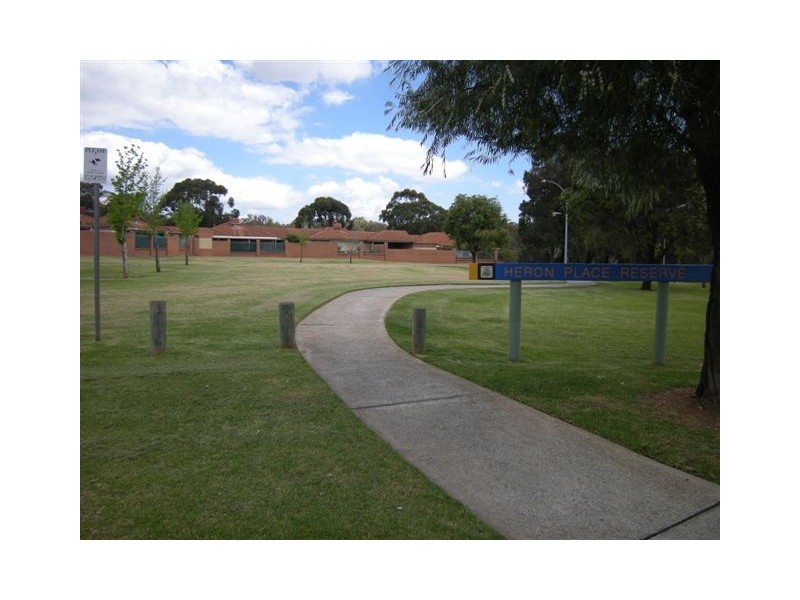 6/8 Heron place, Maddington WA 6109