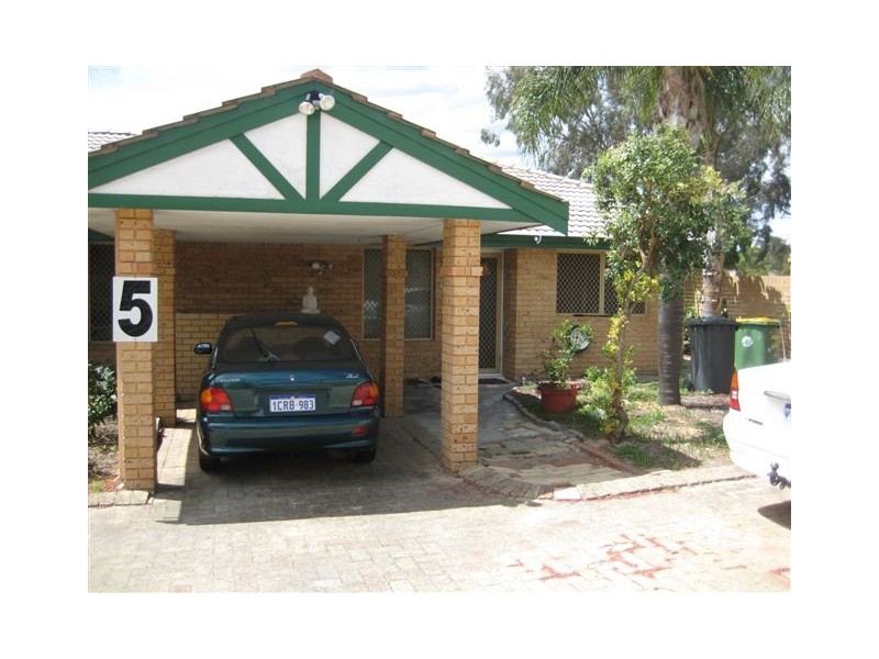 5/11 Stott Close, Armadale WA 6112