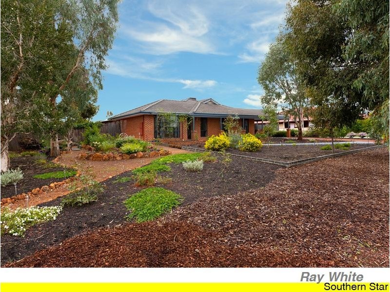 27 Allwood Ave, Hilbert WA 6112