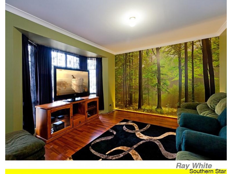 27 Allwood Ave, Hilbert WA 6112