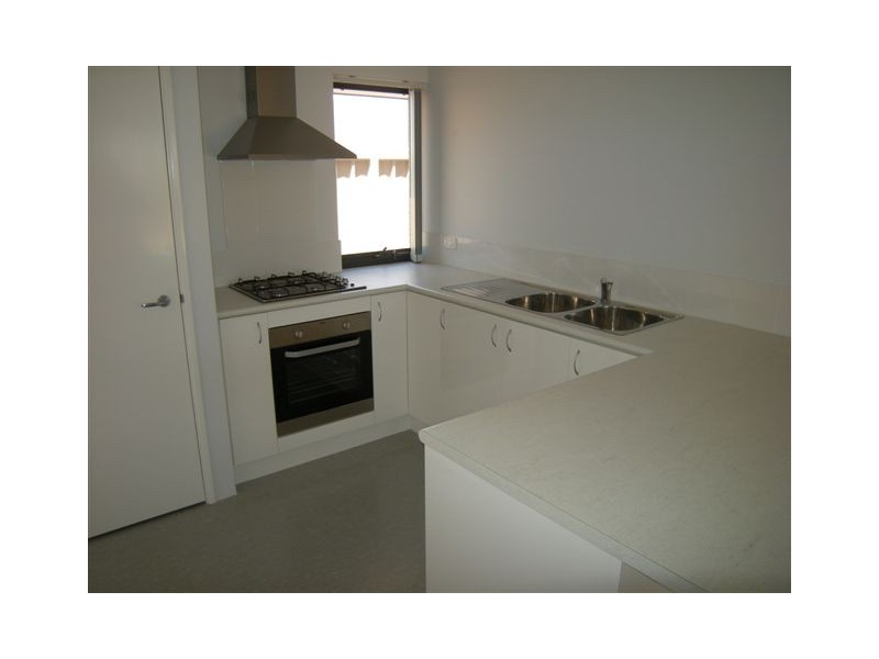 17 Jeffrey Loop, Brookdale WA 6112