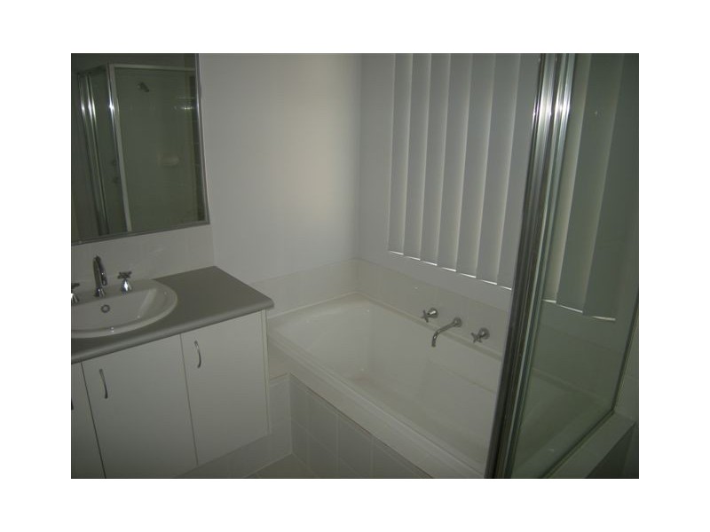 17 Jeffrey Loop, Brookdale WA 6112