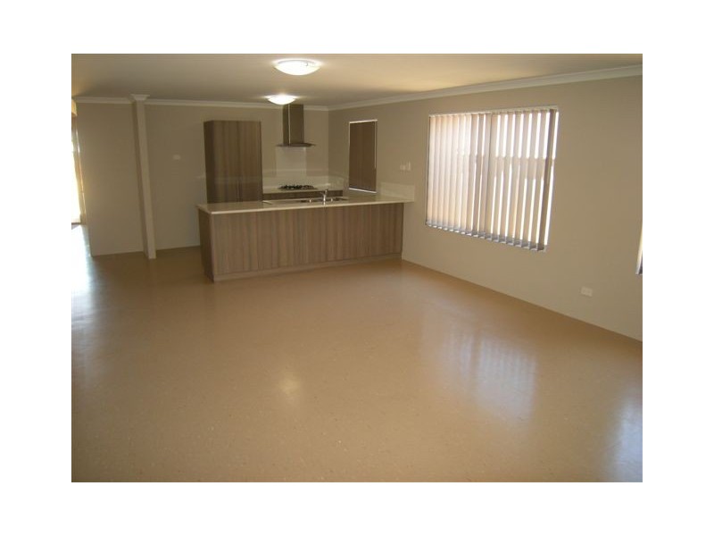 19 Jeffrey Loop, Brookdale WA 6112