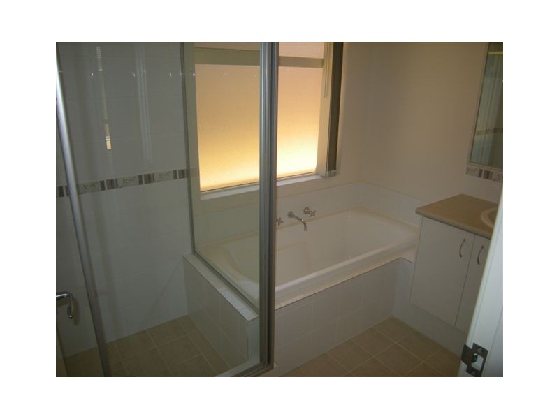 21 Jeffrey Loop, Brookdale WA 6112