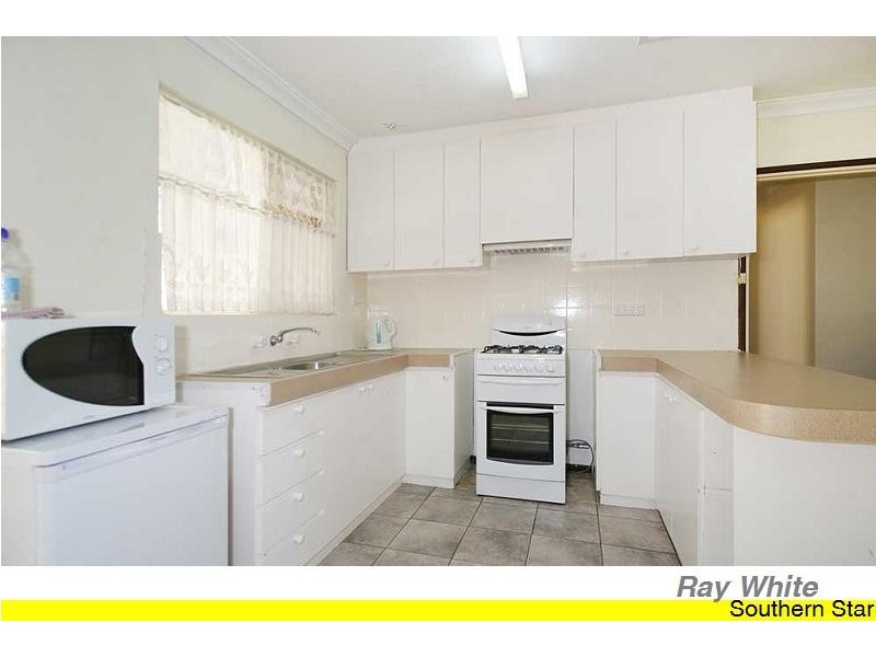 18 Banksia Road, Camillo WA 6111