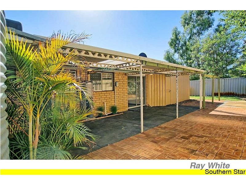 18 Banksia Road, Camillo WA 6111