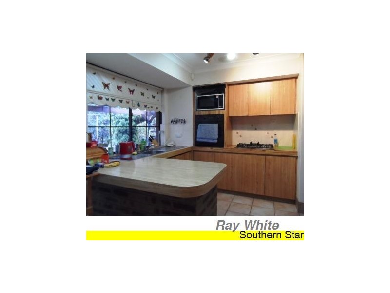 10 Cowra Court, Armadale WA 6112