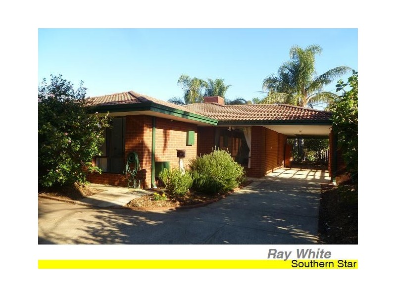 6 Cowra Court, Armadale WA 6112