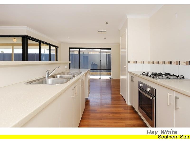 19 Quinine Crescent, Byford WA 6122