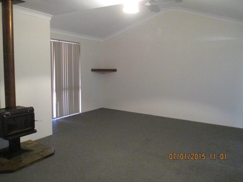 7 Wilcannia Way, Armadale WA 6112