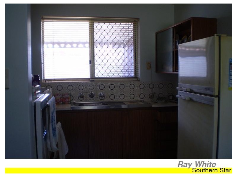 2/40 Lensham Place, Armadale WA 6112