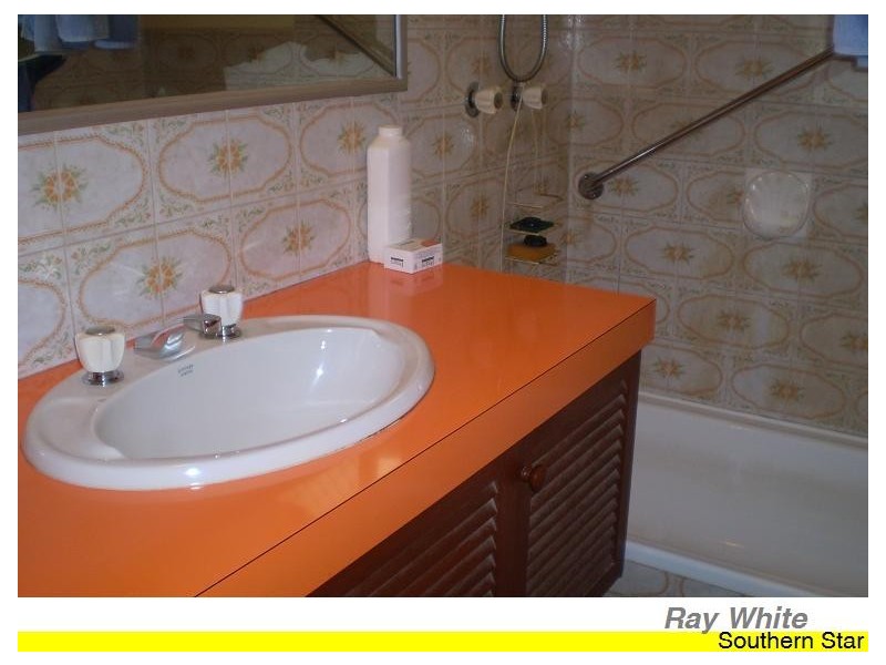 2/40 Lensham Place, Armadale WA 6112