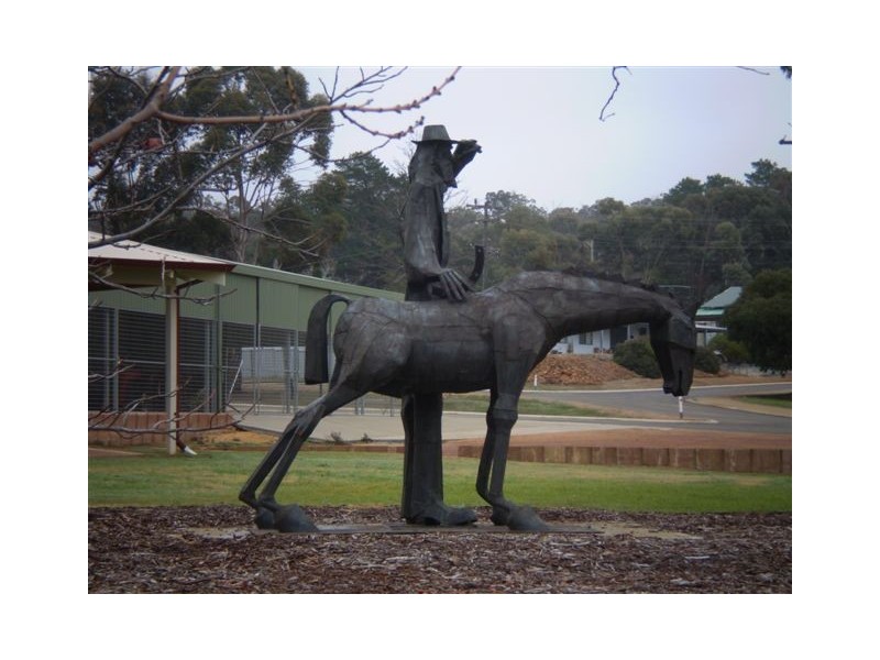 18 Mellows Road, Wandering WA 6308