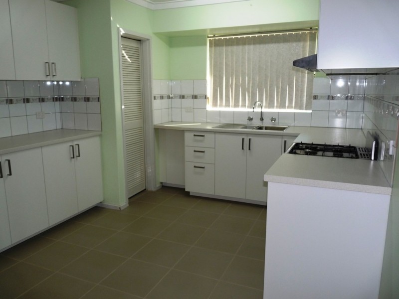 11 Werndley Street, Armadale WA 6112