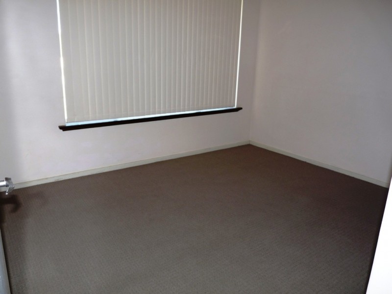 11 Werndley Street, Armadale WA 6112