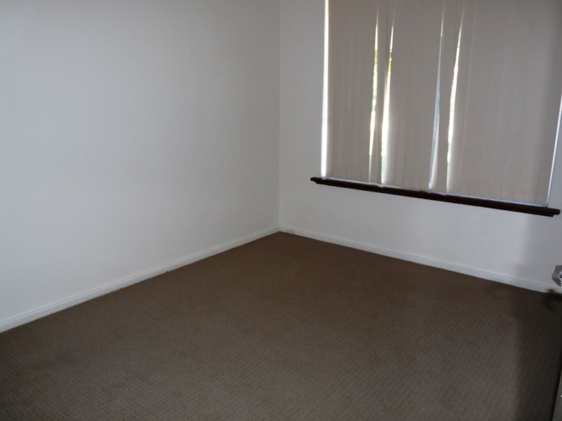 11 Werndley Street, Armadale WA 6112