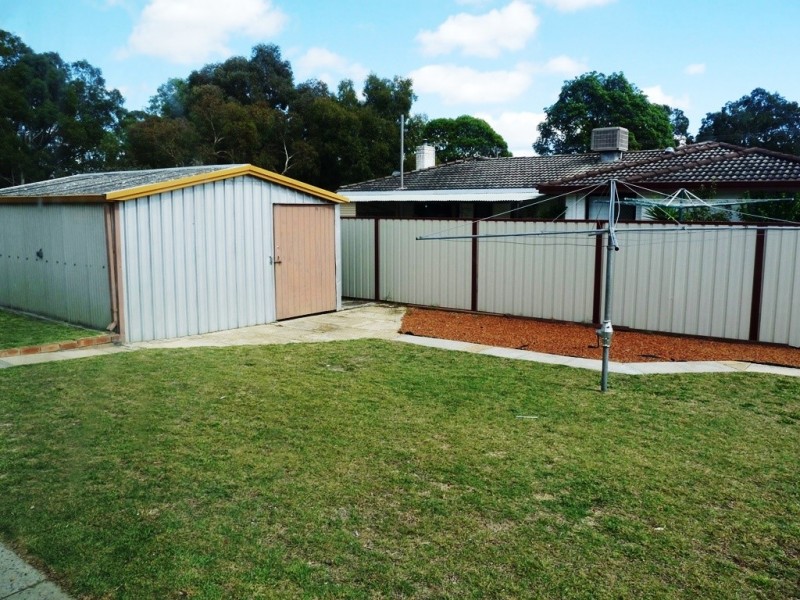 11 Werndley Street, Armadale WA 6112
