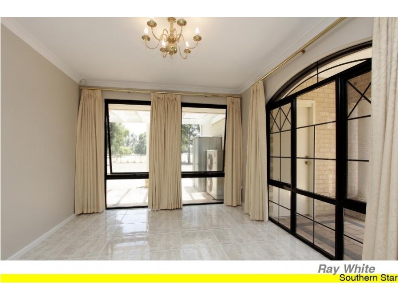 754 Rowley Road, Oakford WA 6121