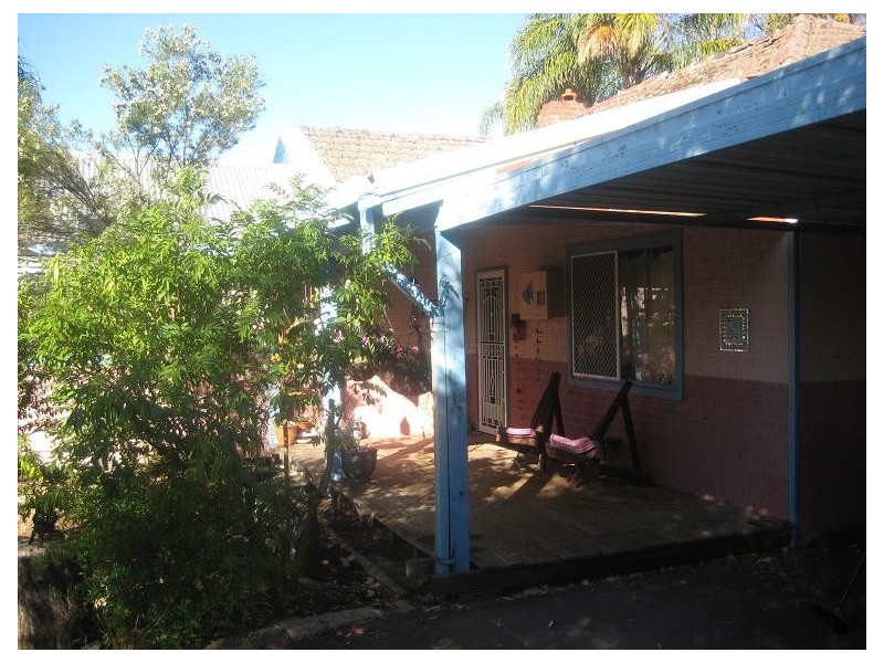 30 Third Avenue, Kelmscott WA 6111